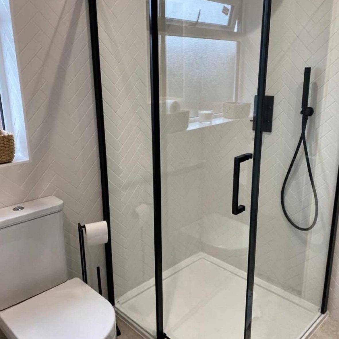 Shower Screen